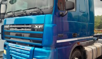 DAF XF 105 460 pieno